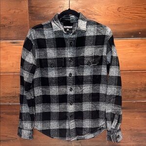 🔥‼️Express Men's Charcoal and Black Checkered Flannel‼️🔥